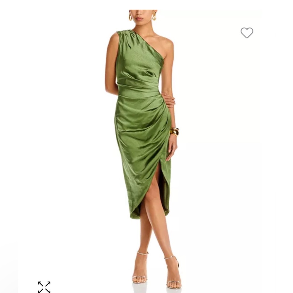 Elliatt Cassini Dress in Olive